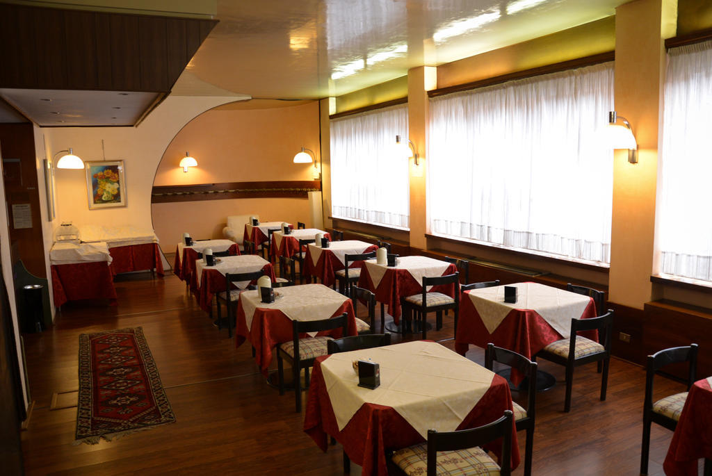 Hotel Salieri Legnago Exterior photo