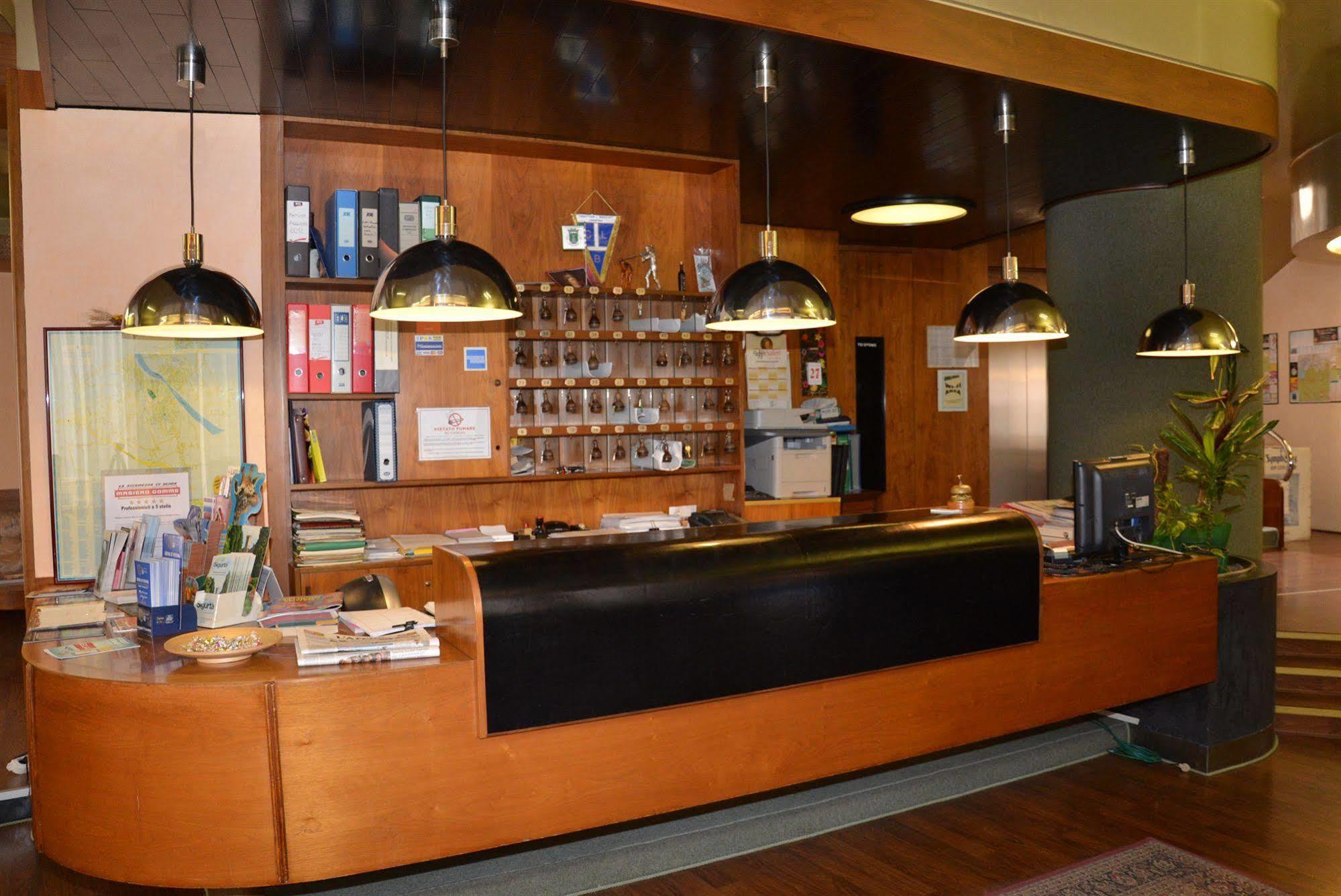 Hotel Salieri Legnago Exterior photo